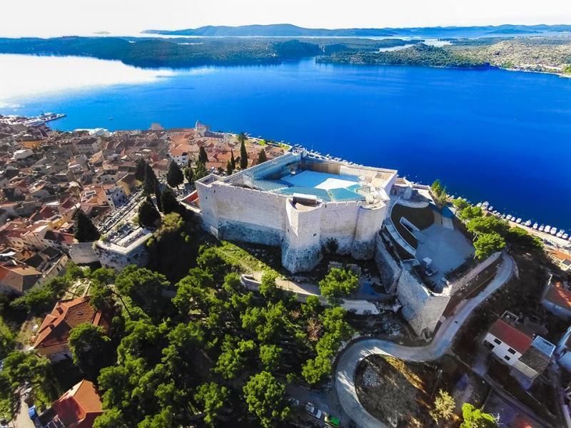 Apartments Lucija Solaris Шибеник Экстерьер фото